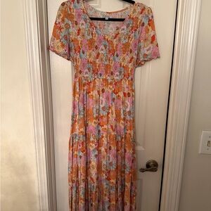 Floral Midi Dress with Short Sleeves
